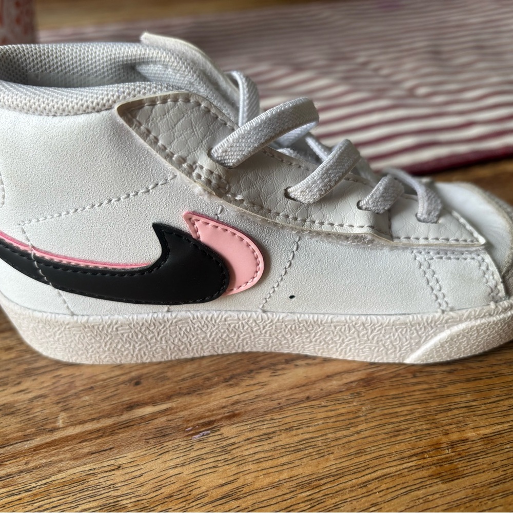 Kids Nike Blazer Mid '77 SE Double Swoosh White Arctic Punch Pink Shoes Size 8c - Picture 5 of 16